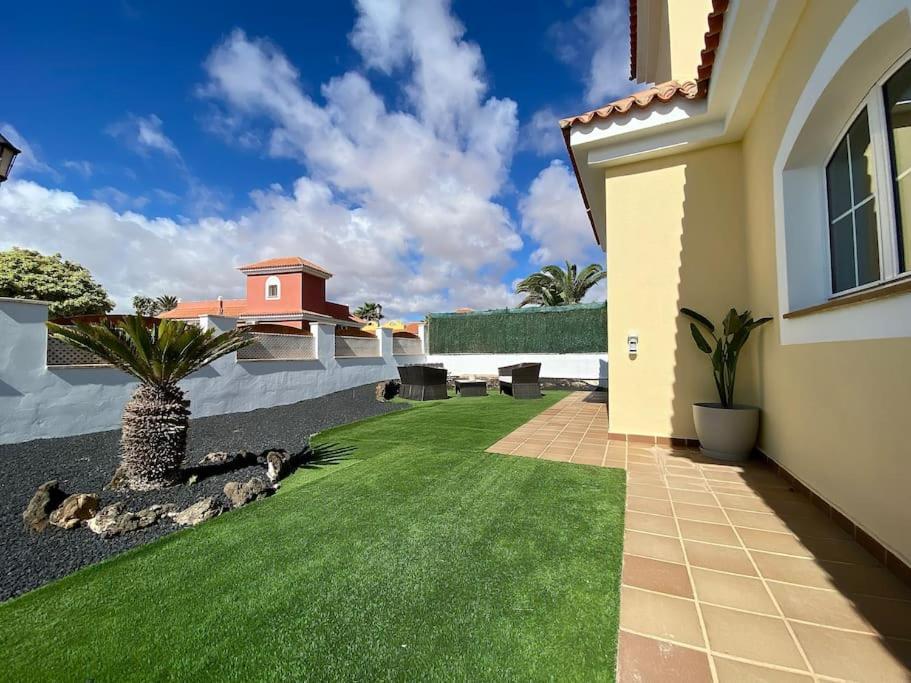 Comfortable Family House With Pool And Jacuzzi Costa De Antigua Exteriér fotografie